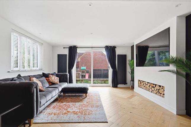 46, Valley Way, Fakenham photo 3