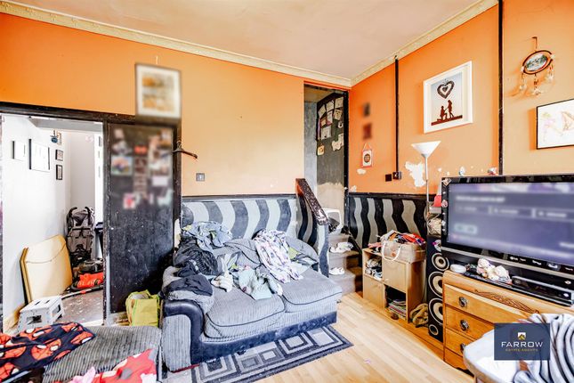 102, Rutland Street, Grimsby photo 3