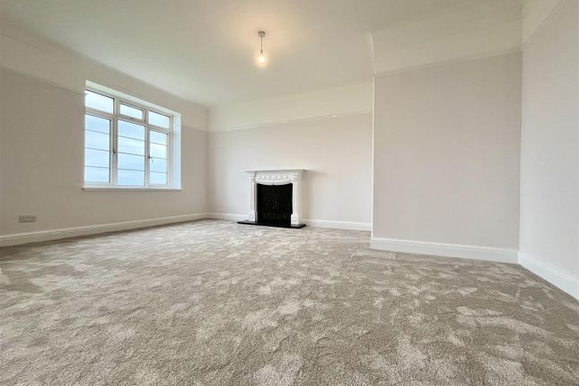 Flat for sale in Bedford Avenue, Bexhill-On-Sea