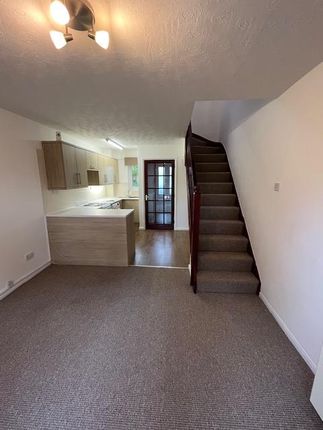 31, Limoges Court, Northampton photo 4