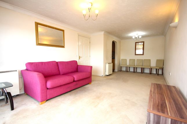 100, Mountbatten Close, Preston photo 4
