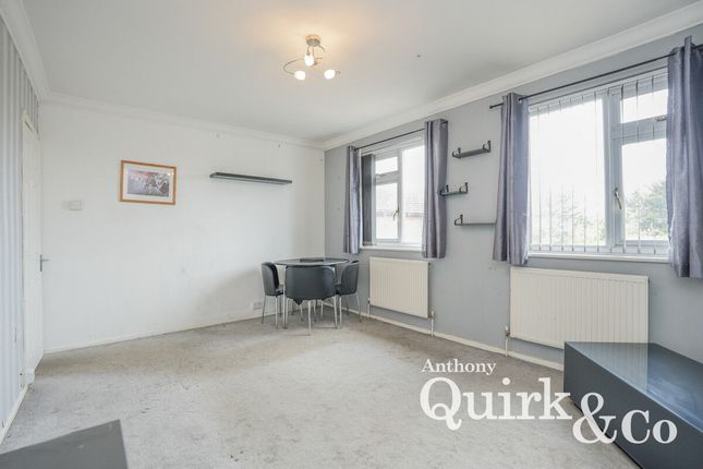 Flat Flat 2, Flat 2, Mornington Cresent, Canvey Island photo 4