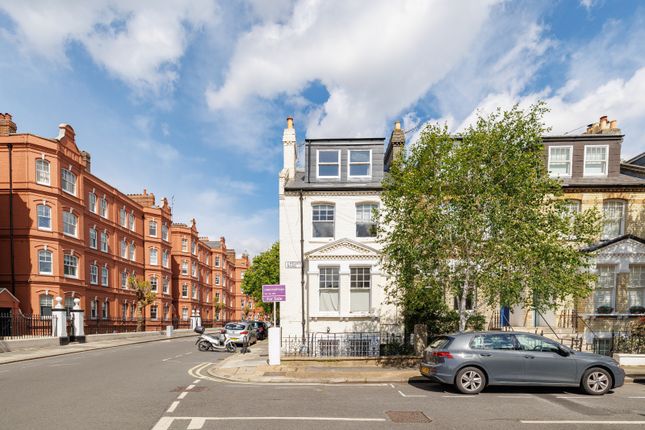 Thumbnail Flat for sale in Chesson Road, West Kensington