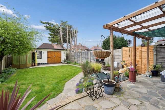 13, Basing Road, Rickmansworth photo 2