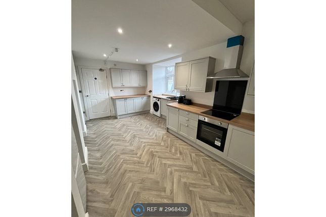Dentons Green Lane, Dentons Green, St. Helens photo 2