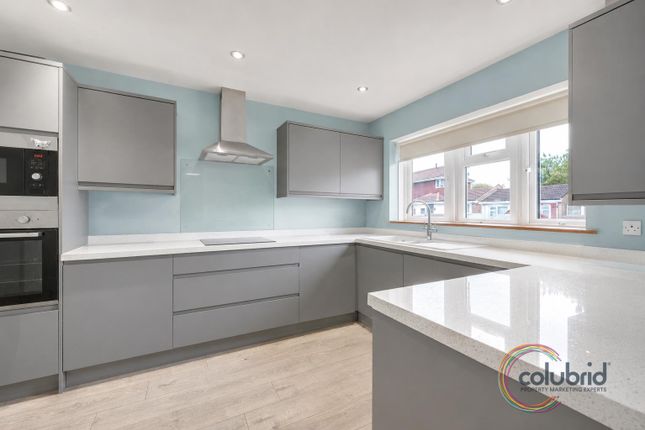 12, Coltsfoot Court, Grays photo 4
