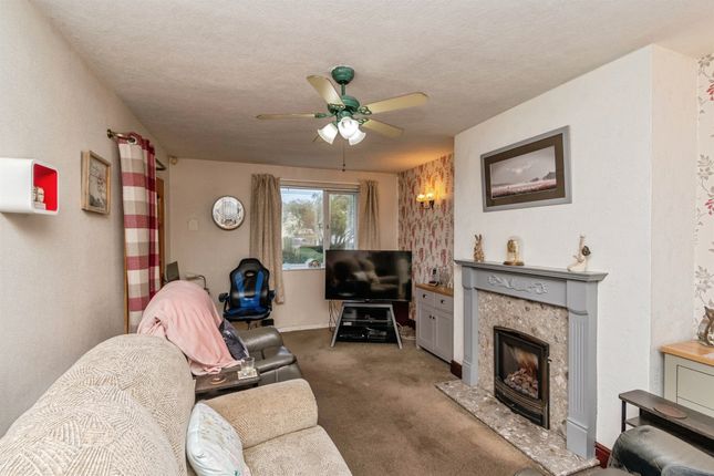 Meryhurst Road, Wednesbury photo 3