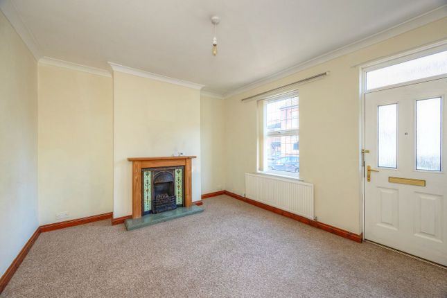 4, Lafflands Lane, Wakefield photo 2
