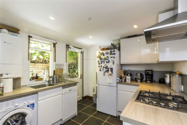 2 Elfin Lodge, Elfin Grove, Teddington photo 3