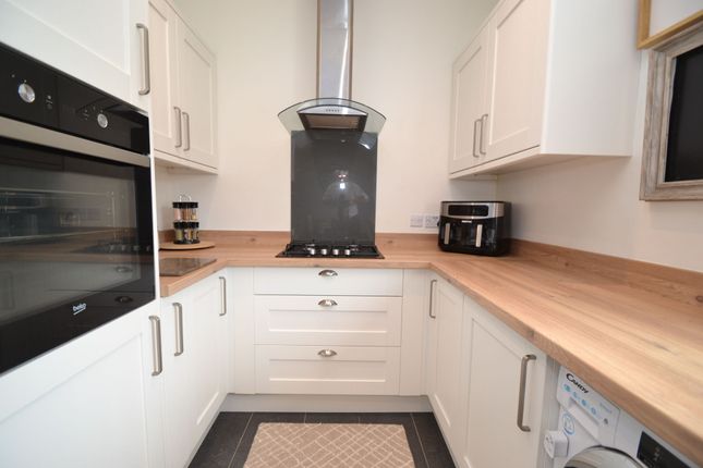 44 Glenside Road, Shipley photo 4