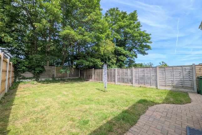 156A, Chestnut Drive South, Leigh photo 2