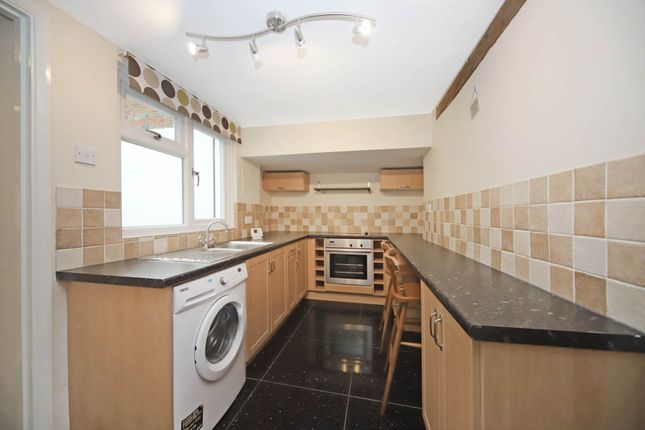 24, Akeman Street, Tring photo 4