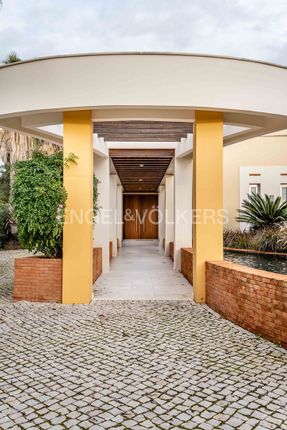 Detached house for sale in Street Name Upon Request, Portimão, Pt