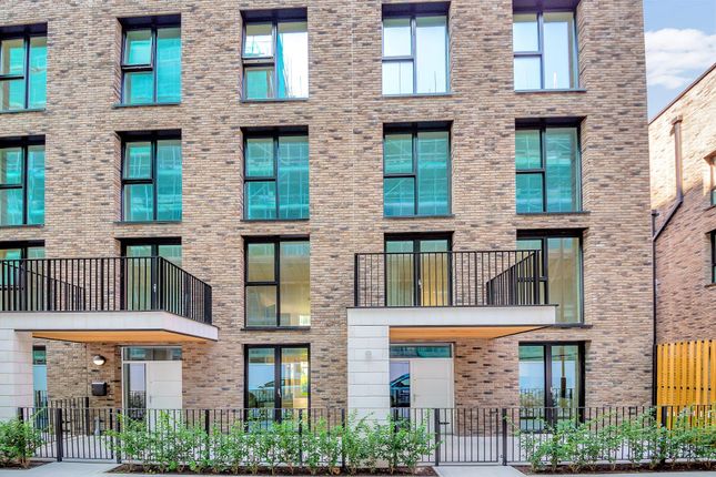 Thumbnail Town house to rent in Royal Crest Avenue, Royal Wharf, London