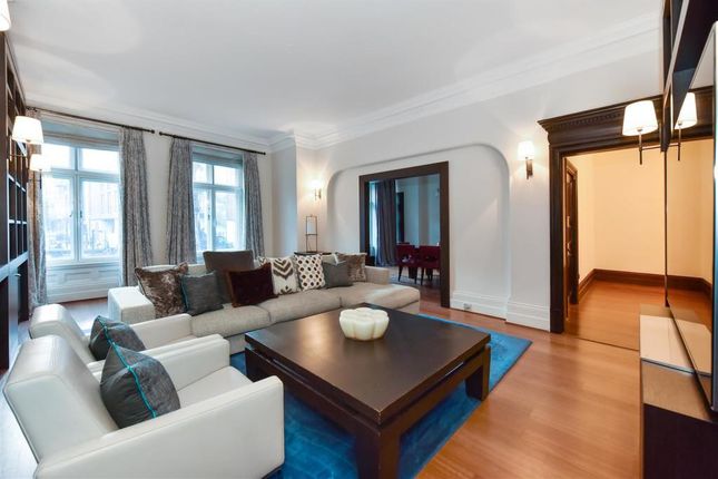 Thumbnail Flat to rent in Cornwall Terrace, London