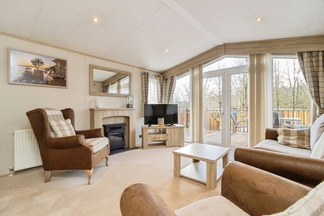 Foxes Walk, Finlake, 24, Chudleigh, Devon photo 3
