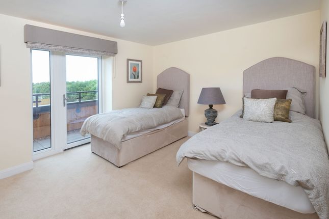 Property for sale in Springfield Close, Stratford-Upon-Avon