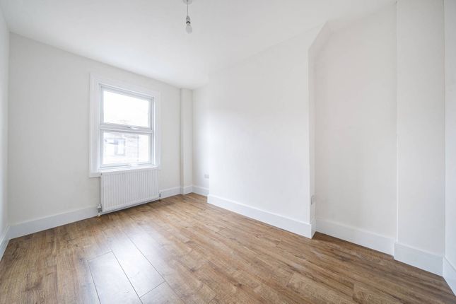 End terrace house to rent in Princes Road, West Ealing, London