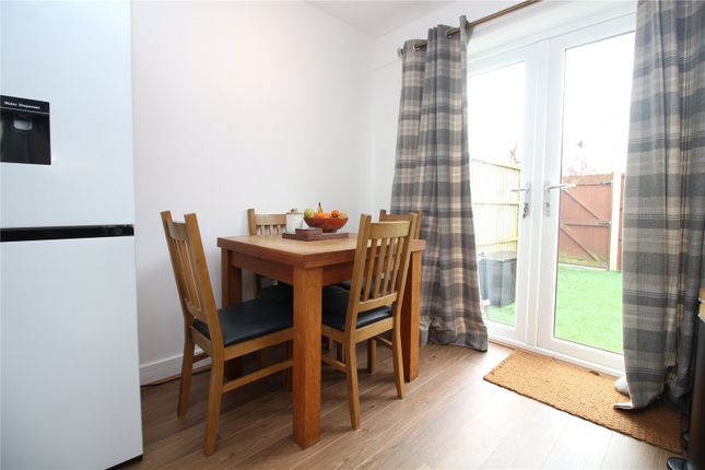 26, Eastlands, New Milton photo 4