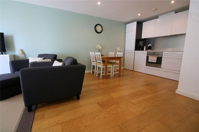 Flat for sale in Airpoint, Bedminster, Bristol