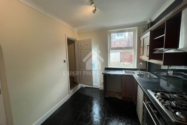 24 Hope Street, Chesterfield photo 3