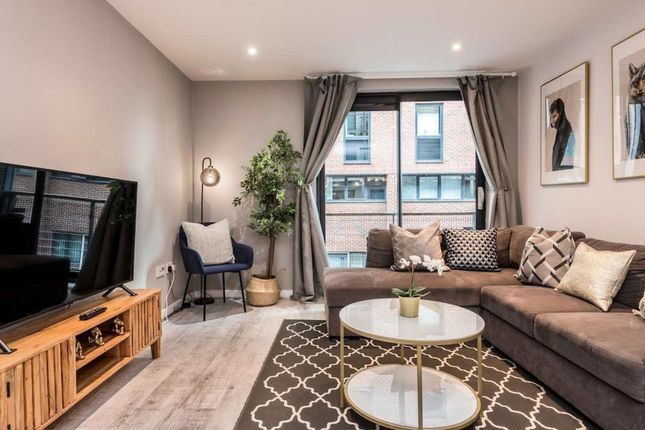 2 bed property for rent in Baltic Triangle L1
