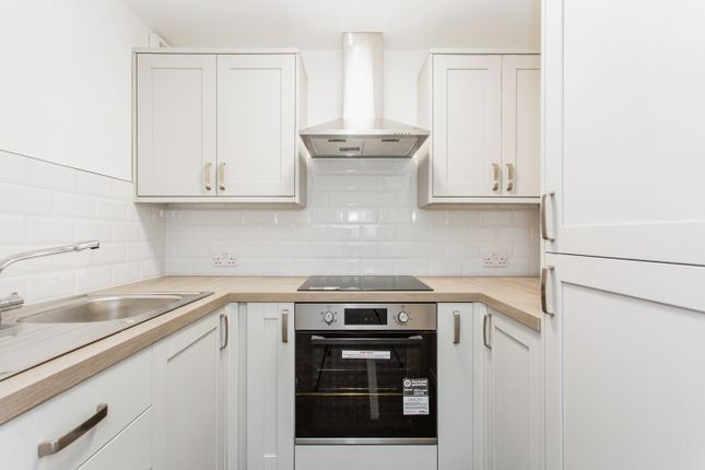 527, Homecove House, Westcliff-on-Sea photo 3