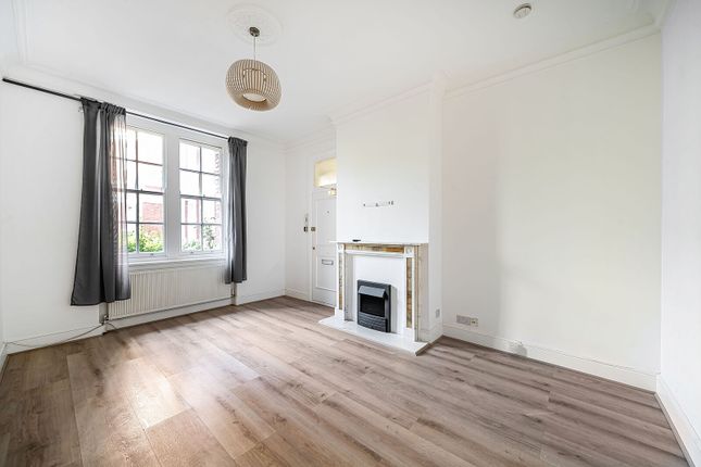 Rodney Court, Maida Vale photo 2