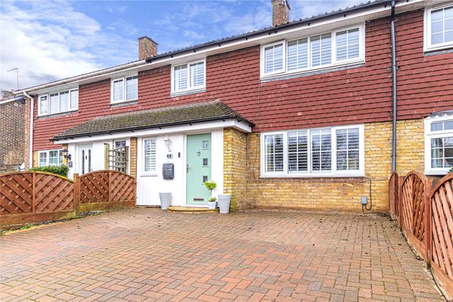 Thumbnail Terraced house for sale in Marlins Turn, Gadebridge, Hemel Hempstead, Hertfordshire
