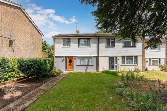 Thumbnail End terrace house for sale in Aldebury Road, Maidenhead