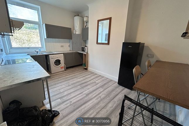 Brunswick St, Morley, Leeds photo 3