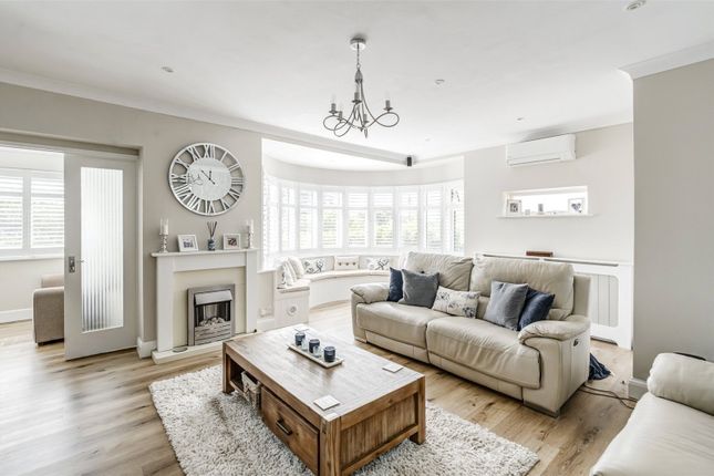 20, Woodland Avenue, Worthing photo 3