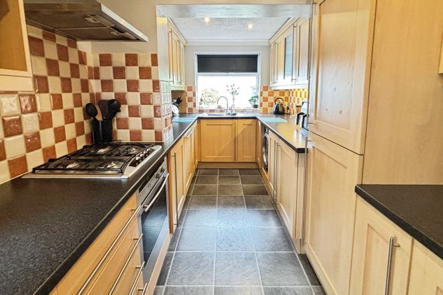 14, Syston Grove, Lincoln photo 2