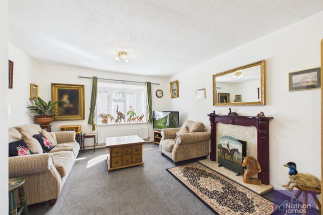 1, Hodges Close, Portskewett photo 4