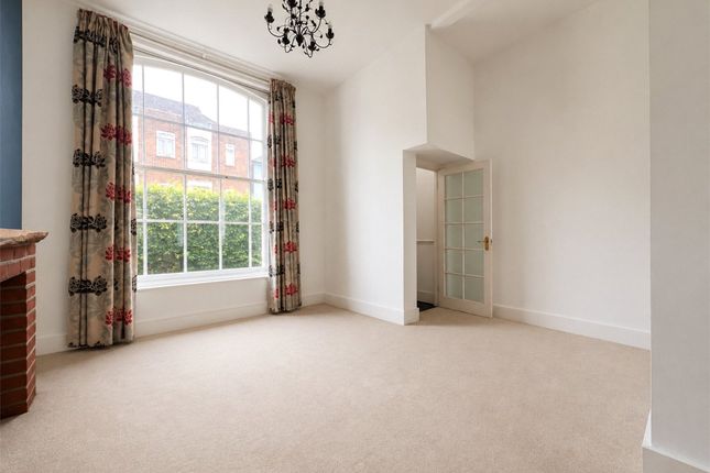 10, Eastgate Street, Hampshire photo 3