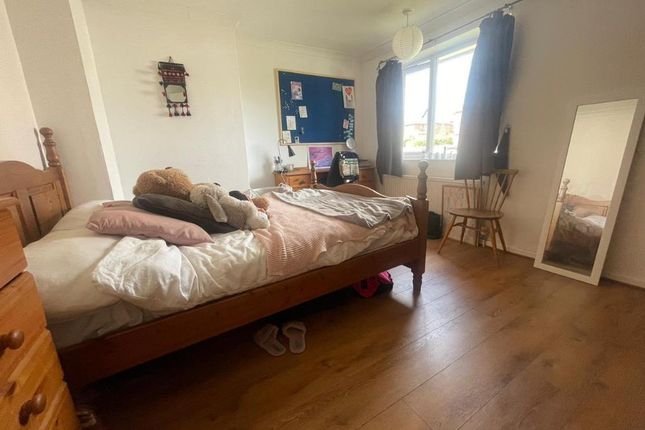 9, Nasmith Road, Norwich photo 3