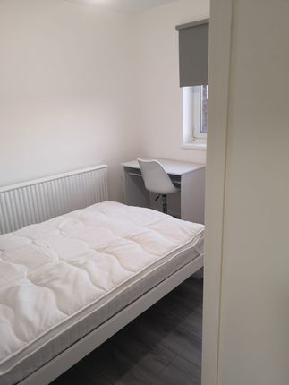 Flat to rent in Green Lane, Ormskirk