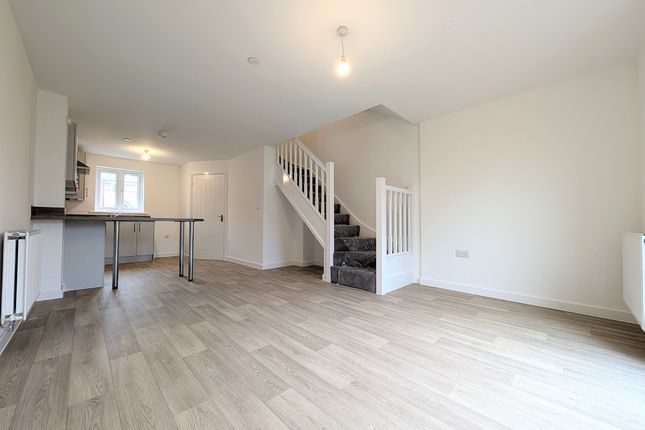 20, Heol Y Drudwy, Pontyclun photo 3