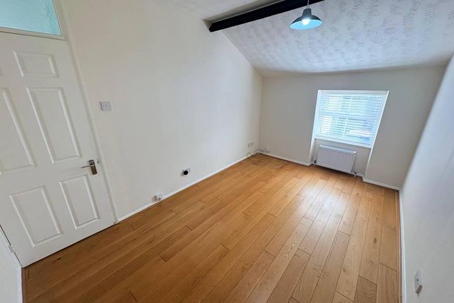 18a, Berrells Court, Olney photo 2