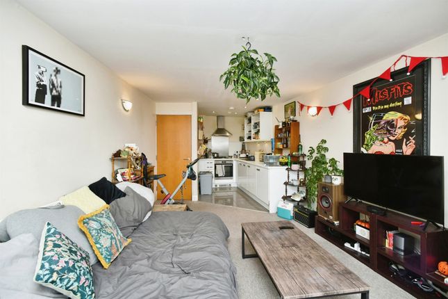 Flat for sale in Grand Parade, Brighton