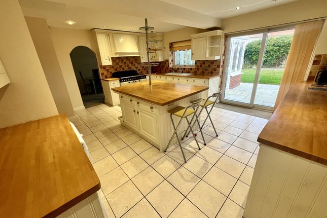 99, Princes Way, Fleetwood photo 2