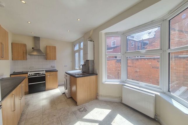 36, Sweetbriar Road, Leicester photo 5
