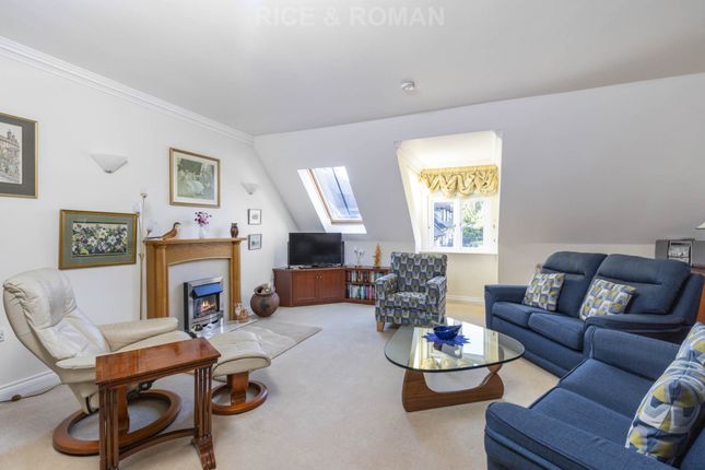 5 Bramley Grange, Horsham Road, Guildford photo 3