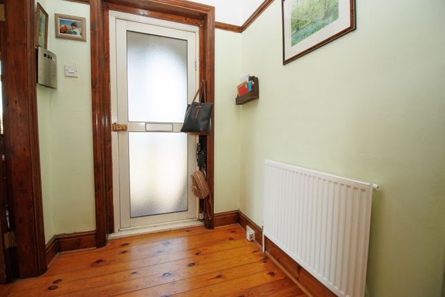 Grafton, Royal Oak, Filey photo 3