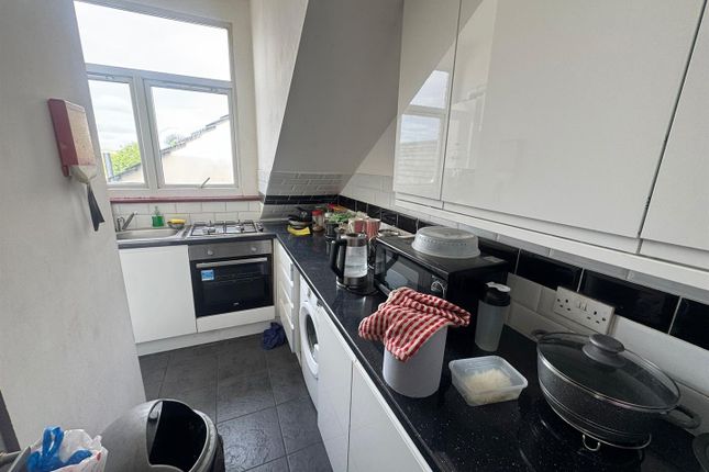 3 Bed Flat - King Street Southall