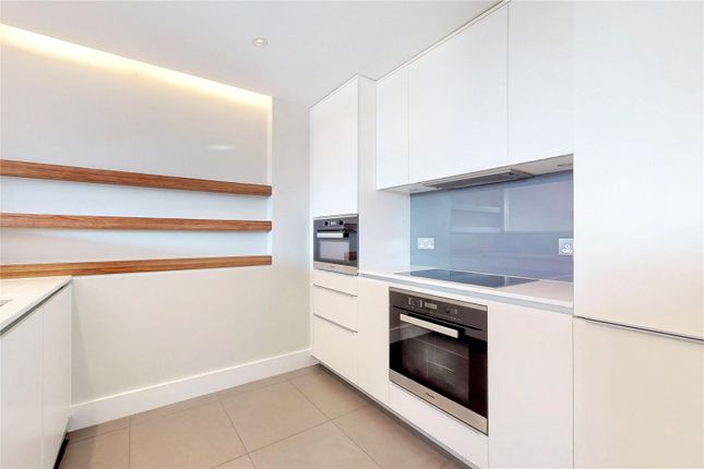 Flat to rent in 3 Merchant Square, London