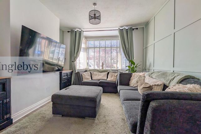 42, Tyne Road, Redcar photo 3