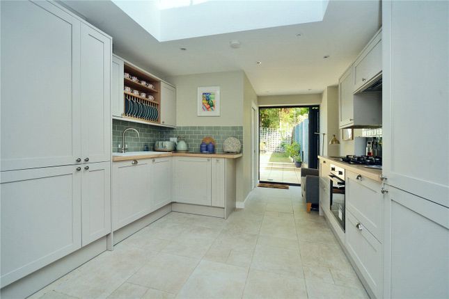 28, Washington Road, Worcester Park photo 3