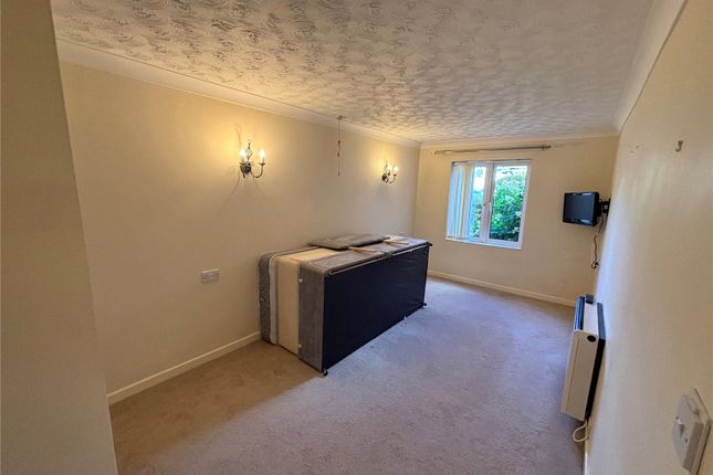 Flat 10, Bredon Court,, Station Road, Broadway photo 5