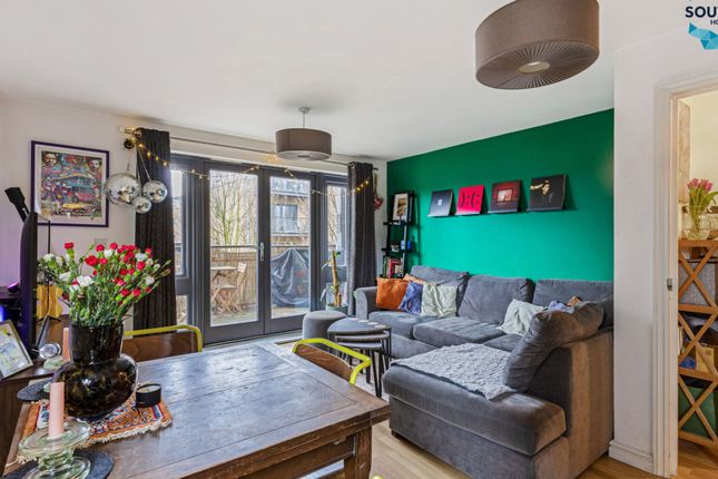 Woodmill Road, London photo 3